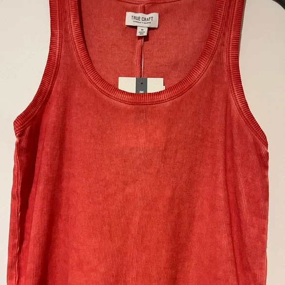 2/$15 NWT True Craft over dyed pinkish red tank top size medium - Picture 2 of 11